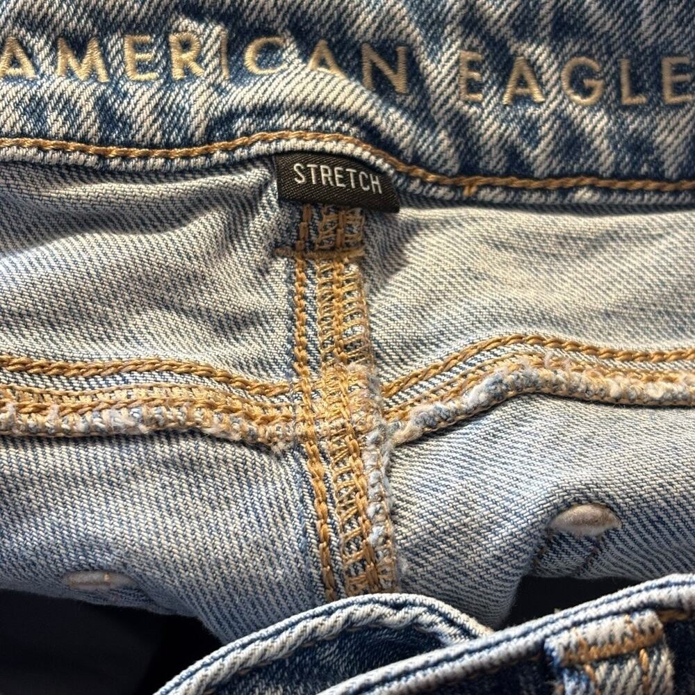 American Eagle Women's Distressed Mom Stretch Jeans Size 00 Short - Picture 5 of 5